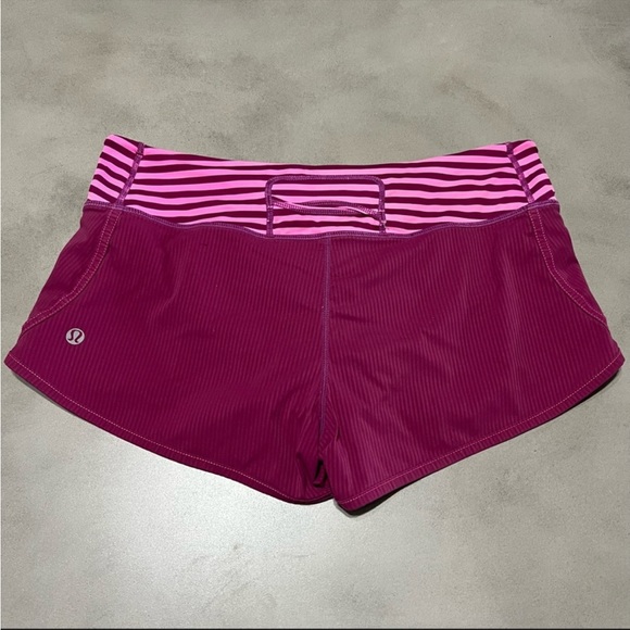 LULULEMON RARE Wet / Dry Shorts - Picture 2 of 7